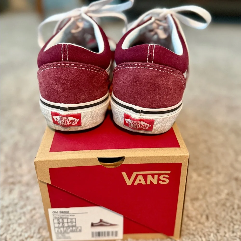 Vans Old Skool Burgundy with White Stripe - Picture 2 of 6